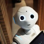 Robotlar Duyguları Taklit Etmekten Öteye Geçebilir mi?
